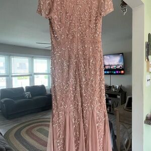 Formal dress Oleg Cassini size 10 worn once